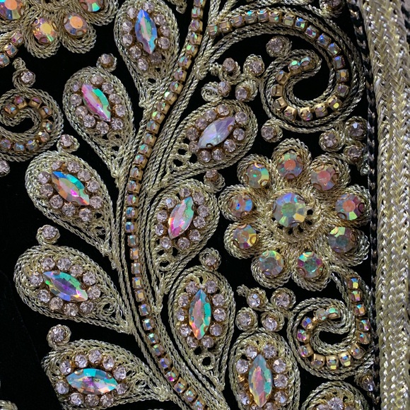 Black and gold Moroccan kaftan - Picture 6 of 6